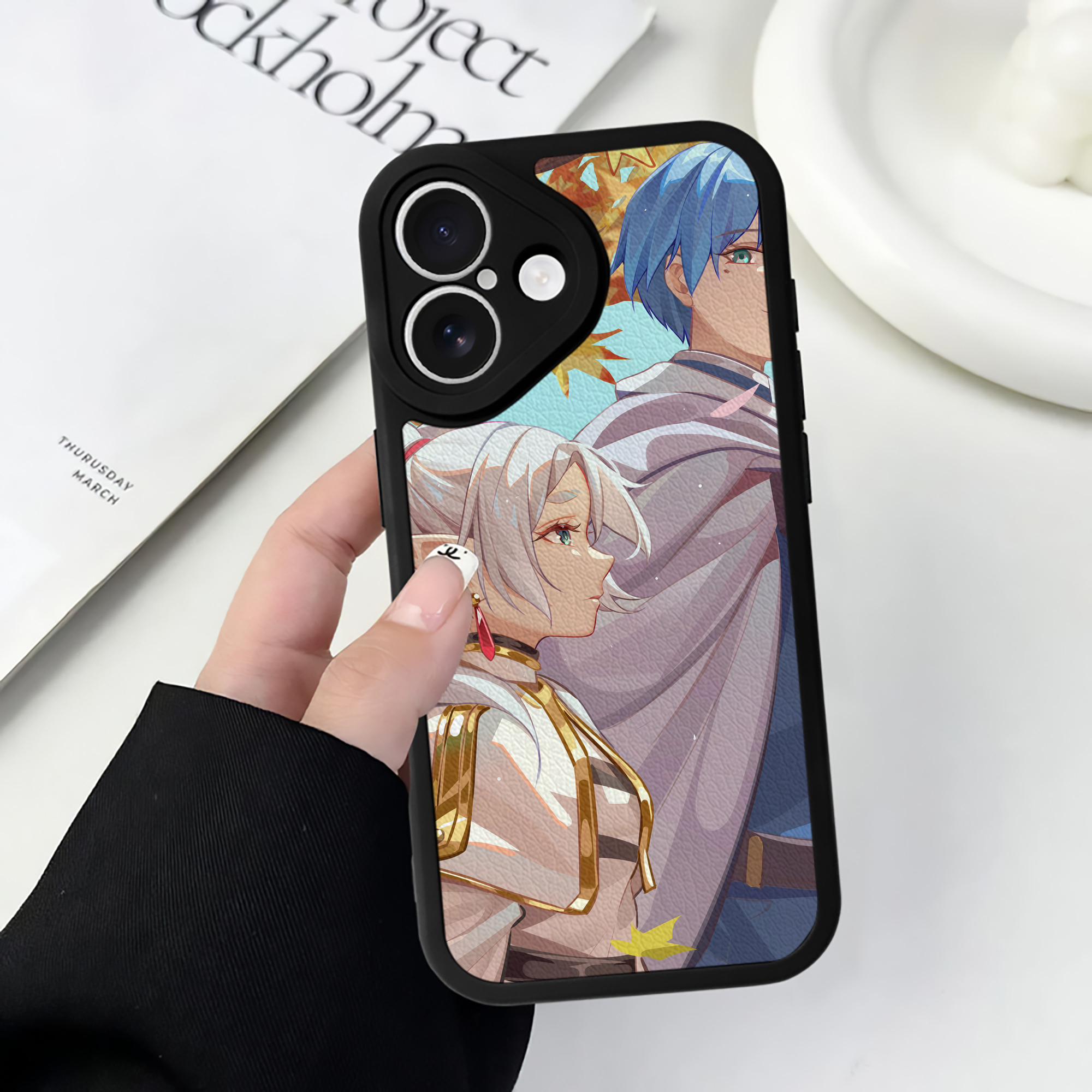 （画像用） 葬送のフリーレン Frieren 【iPhone 16シリーズ対応】シリコンスマホケース（レザー調） 材質：シリコン